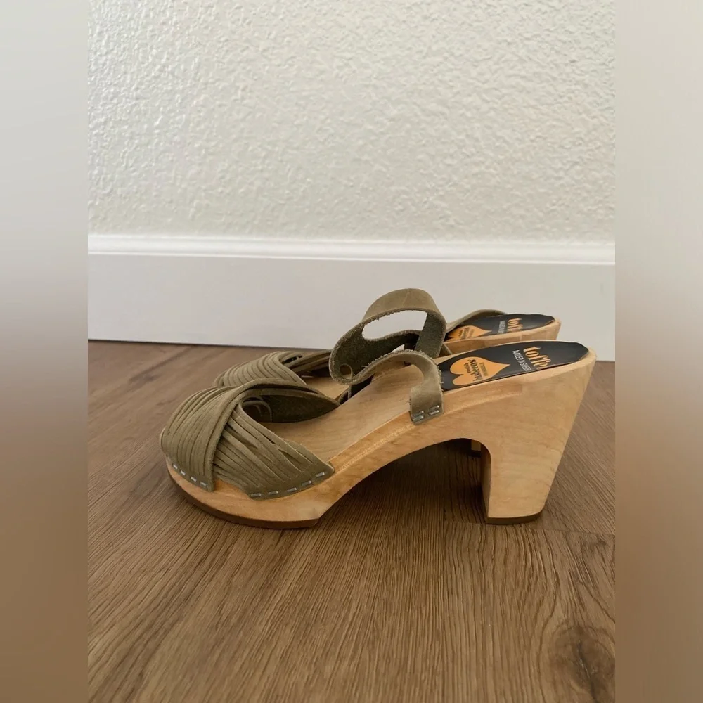 Swedish Hasbeens Olive Green Ankle Strap Sandal size 6/36